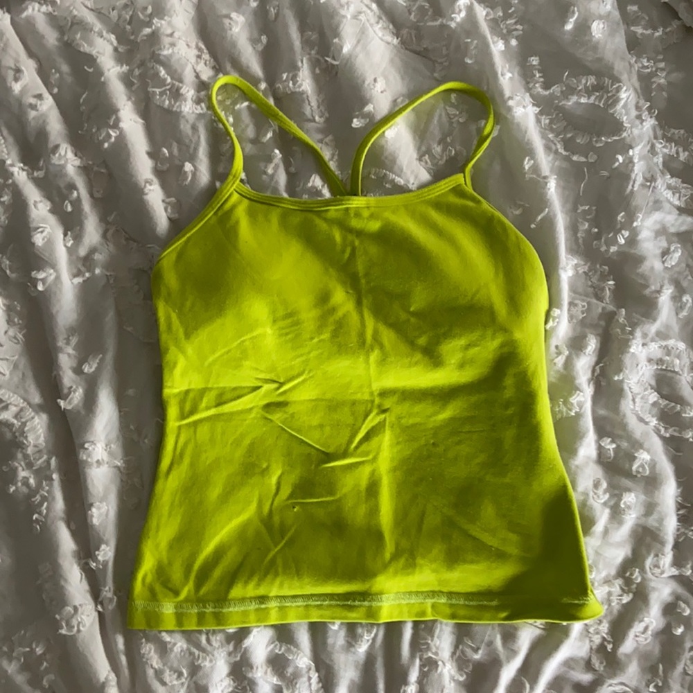 green lululemon crop tank